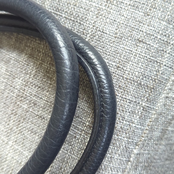 SALE - Chiara Ferretti Black Woven Leather Should Bag large - Picture 8 of 9